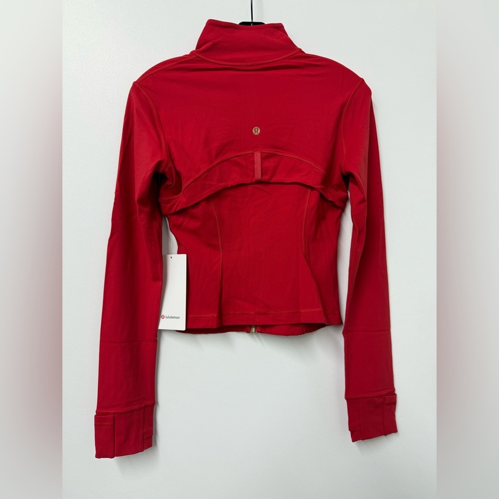 LuluLemon Lunar New Year Define Cropped Jacket Nulu in Oxford Red/Gold - Picture 2 of 4